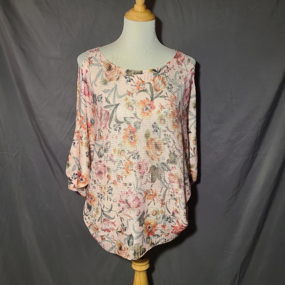 Cream and Pink Ruffled 3/4 Sleeve Blouse